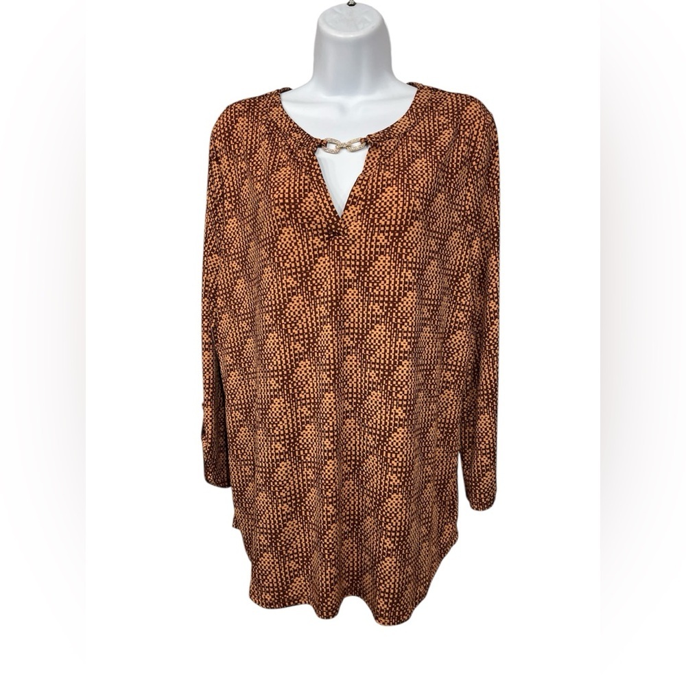 Cure blouse size XL